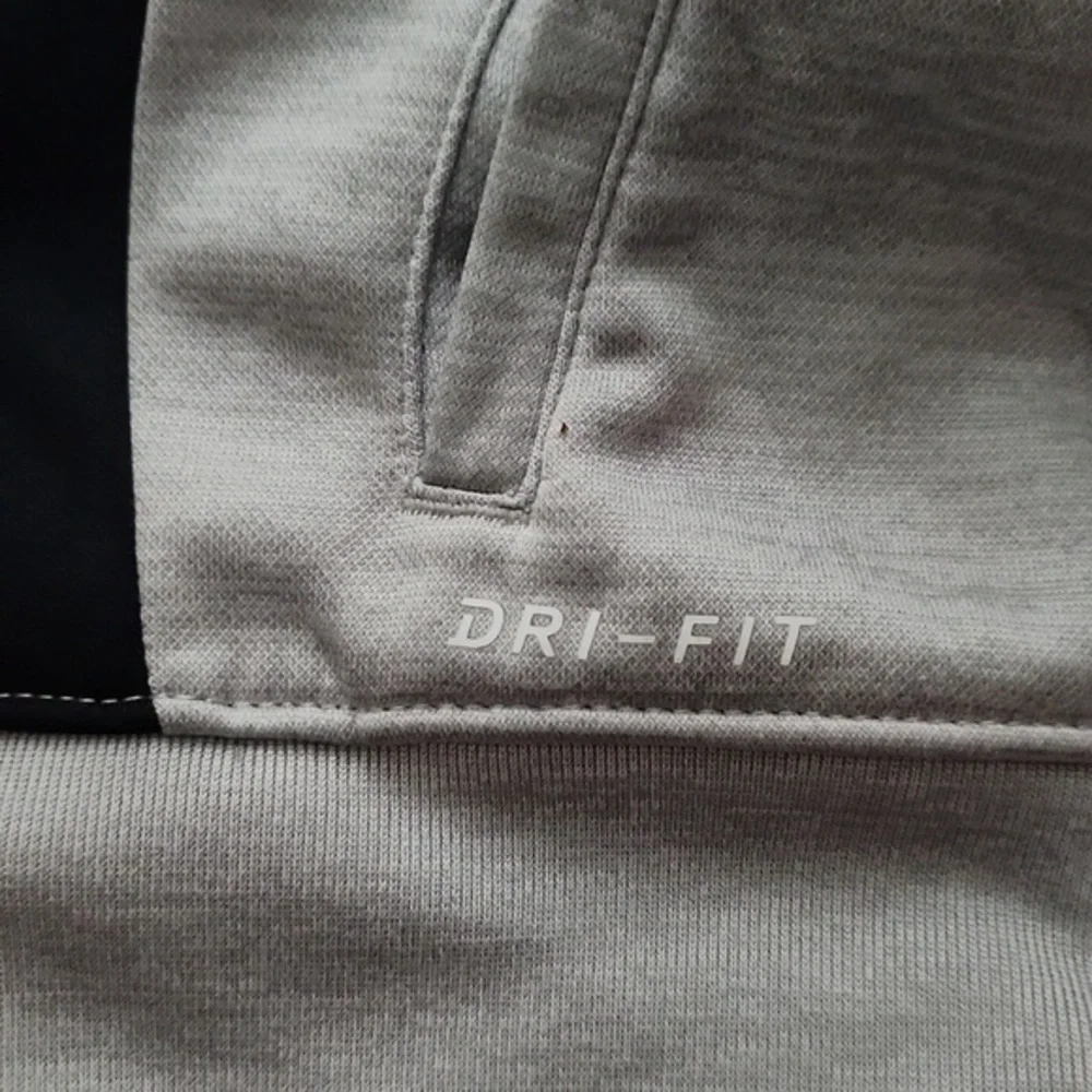 [Nike] Dri Fit Zip Up Jacket - Size XS